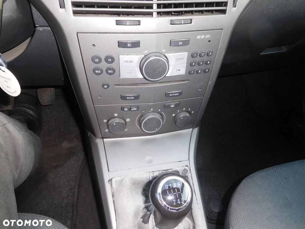 Opel Astra III 1.3 CDTI Enjoy - 10