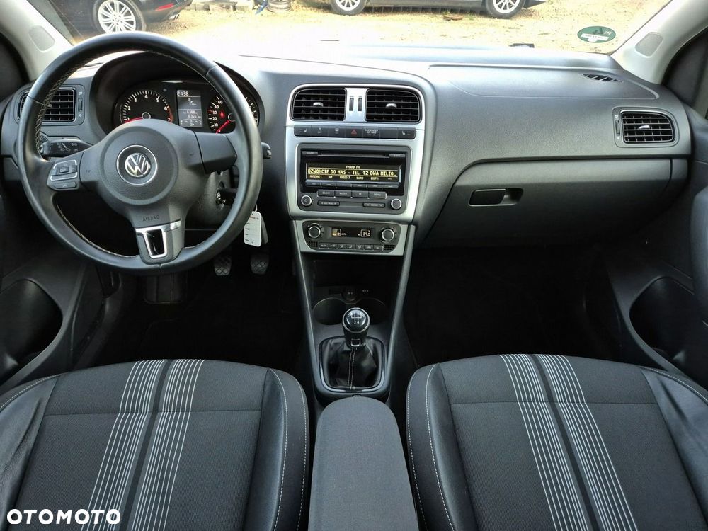 Volkswagen Polo 1.4 MATCH - 23