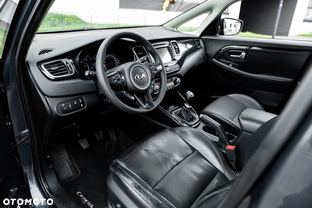 Kia Carens 1.7 CRDi 141 ISG Vision - 17