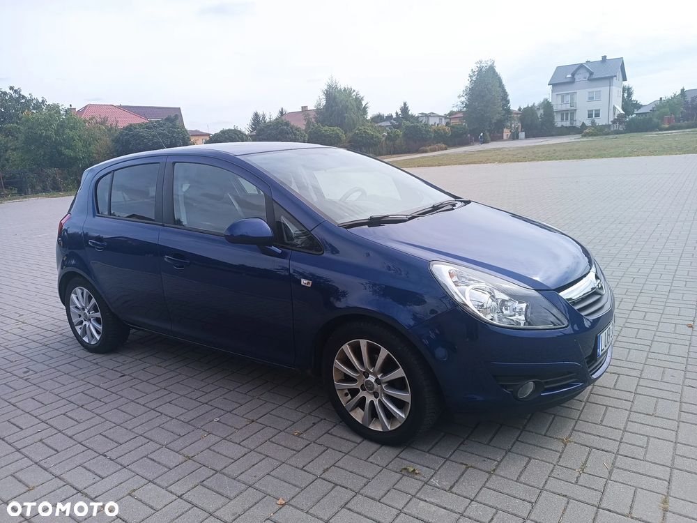 Opel Corsa 1.4 16V Cosmo - 5