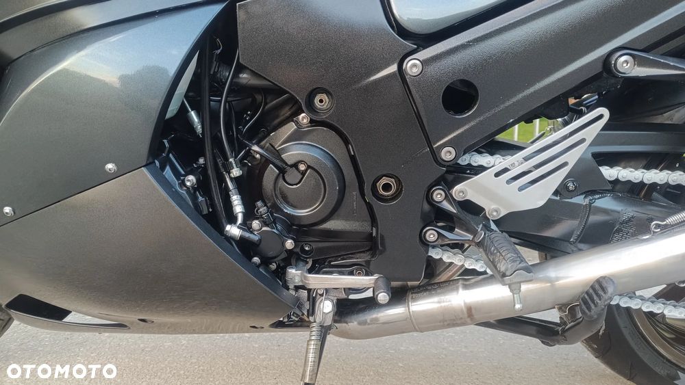 Kawasaki ZZR - 14