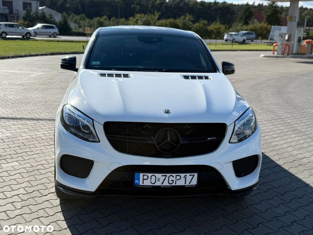 Mercedes-Benz GLE - 4