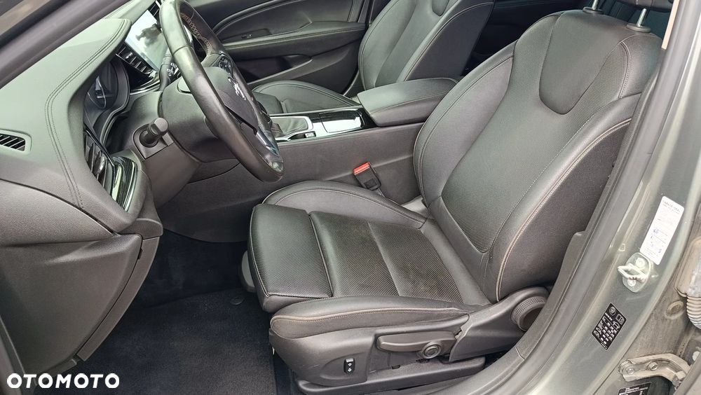 Opel Insignia Grand Sport 1.6 Diesel Exclusive - 11