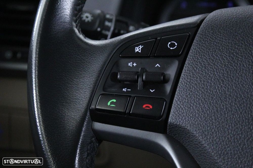 Hyundai Tucson 1.7 CRDi Premium - 22