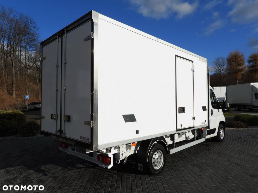 Peugeot BOXER CHŁODNIA KONTENER 0*C 8 PALET TEMPOMAT LEDY KLIMATYZACJA  140KM - 4