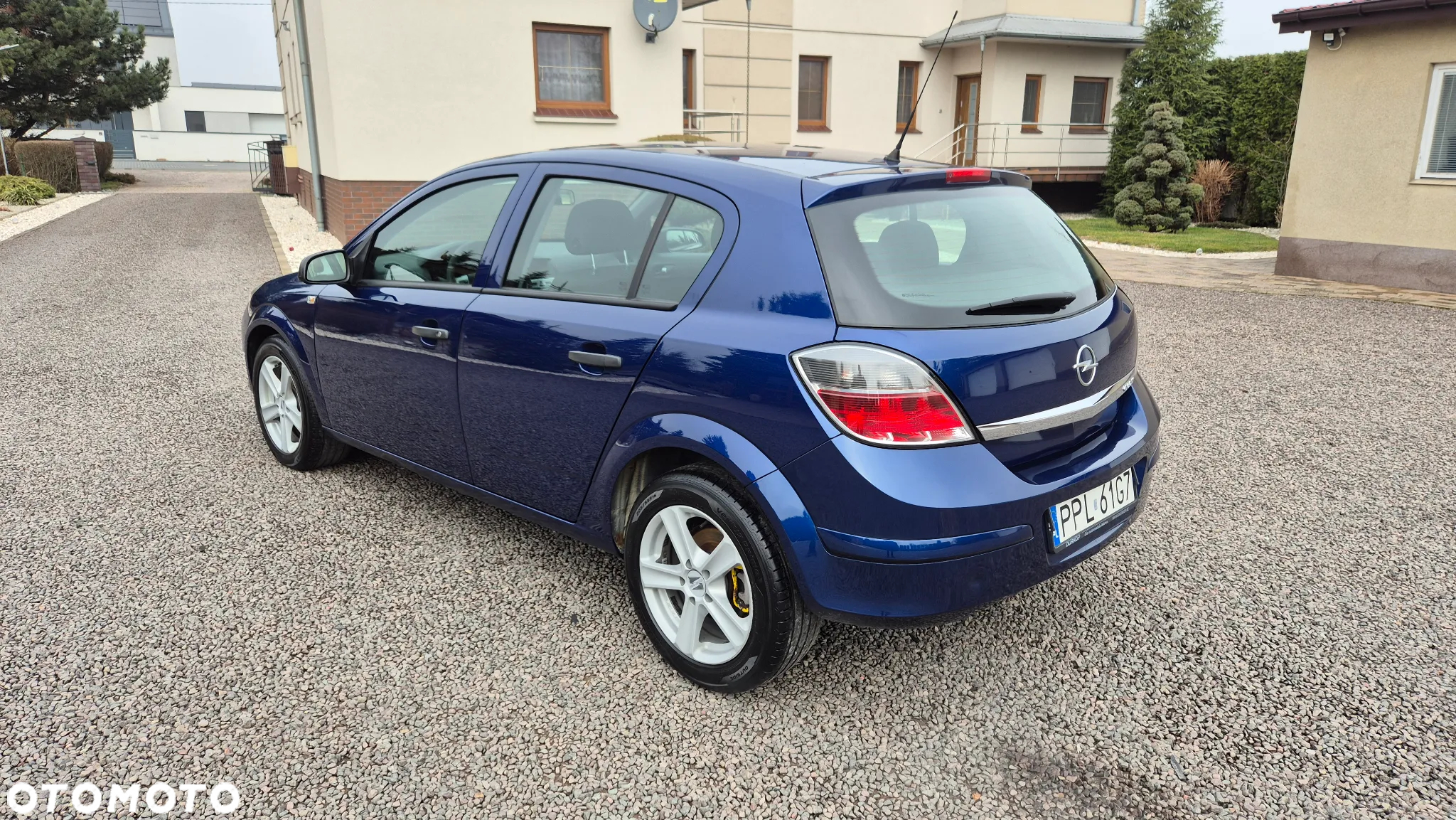 Opel Astra - 4
