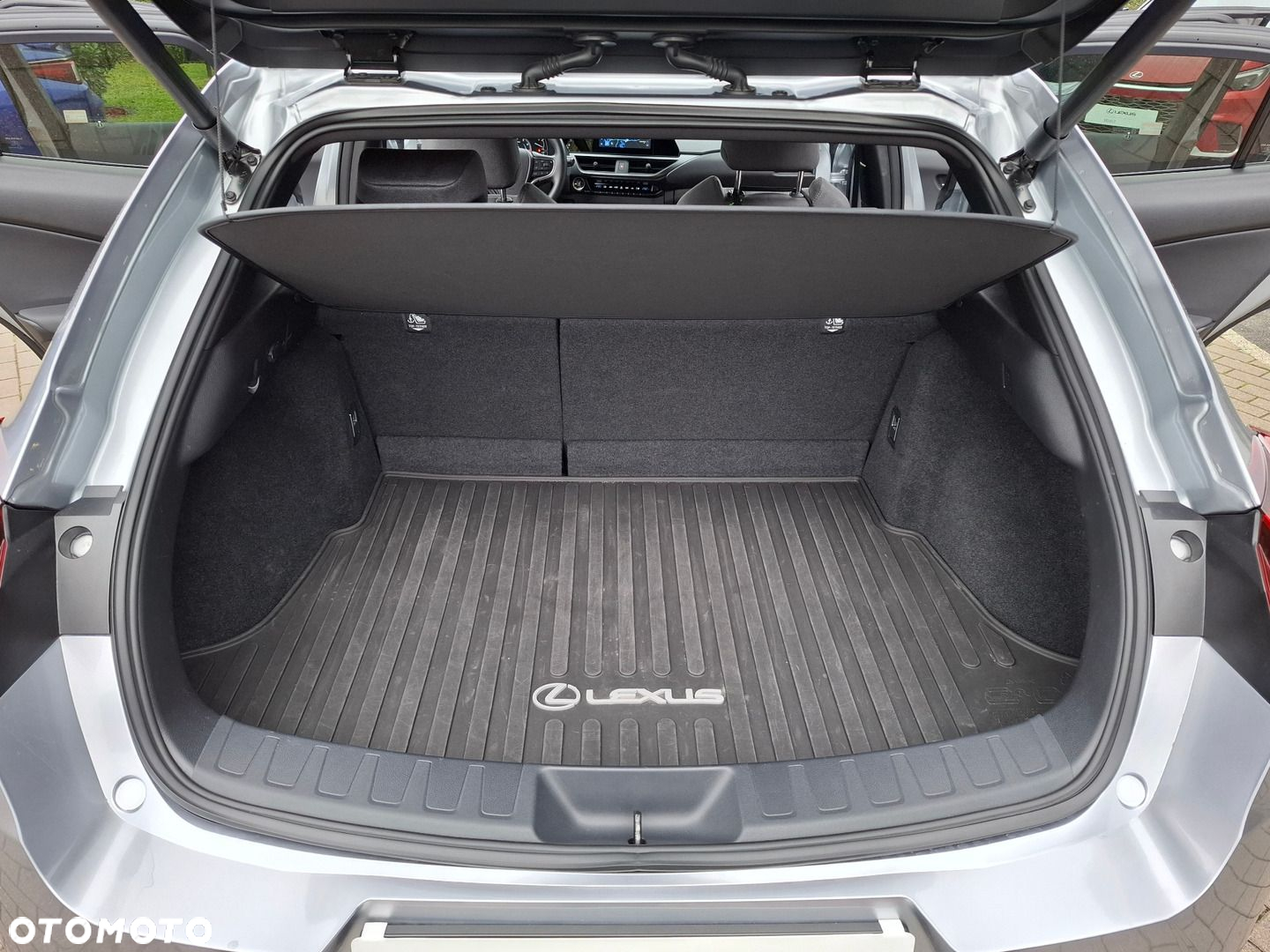 Lexus UX - 27