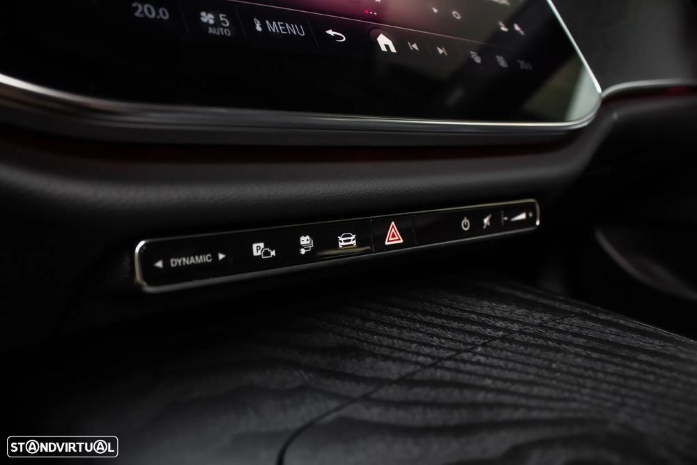 Mercedes-Benz E 300 de AMG Line - 20