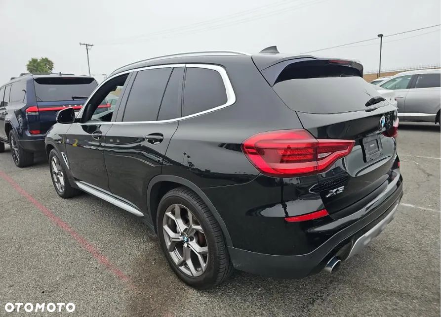 BMW X3 xDrive30i GPF Luxury Line - 3