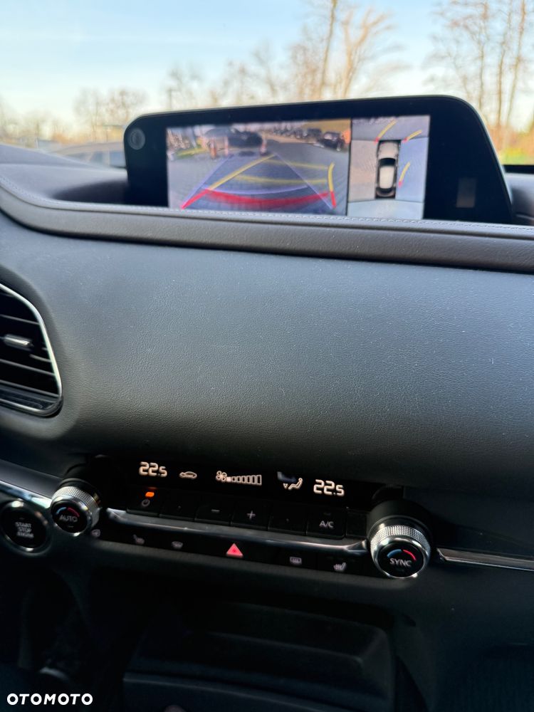 Mazda CX-30 2.0 mHEV Hikari 2WD - 18