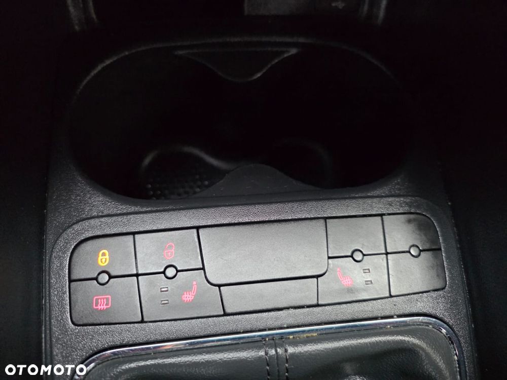 Seat Ibiza 1.2 TSI CONNECT - 24