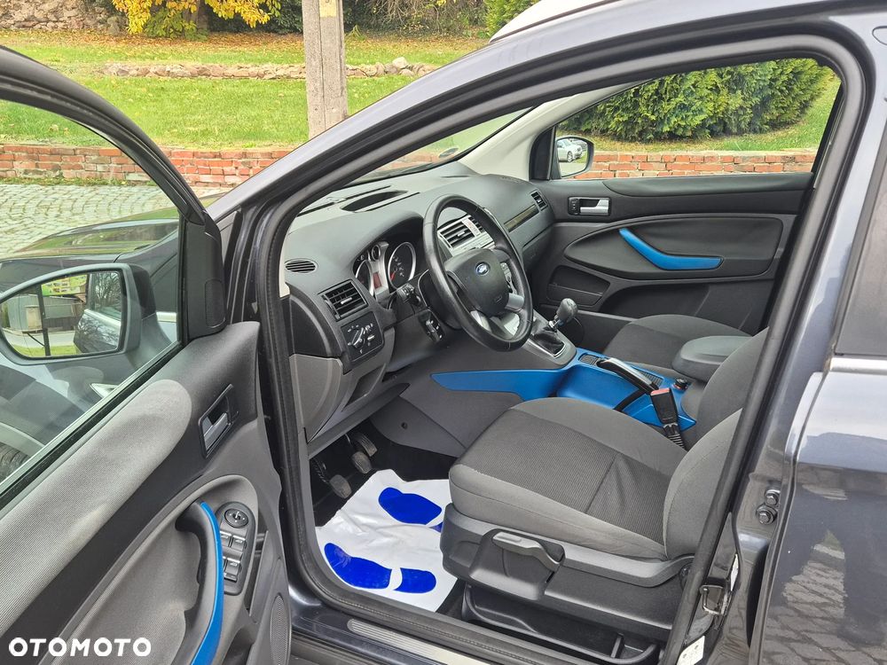 Ford Kuga 2.0 TDCi 2x4 Trend - 9