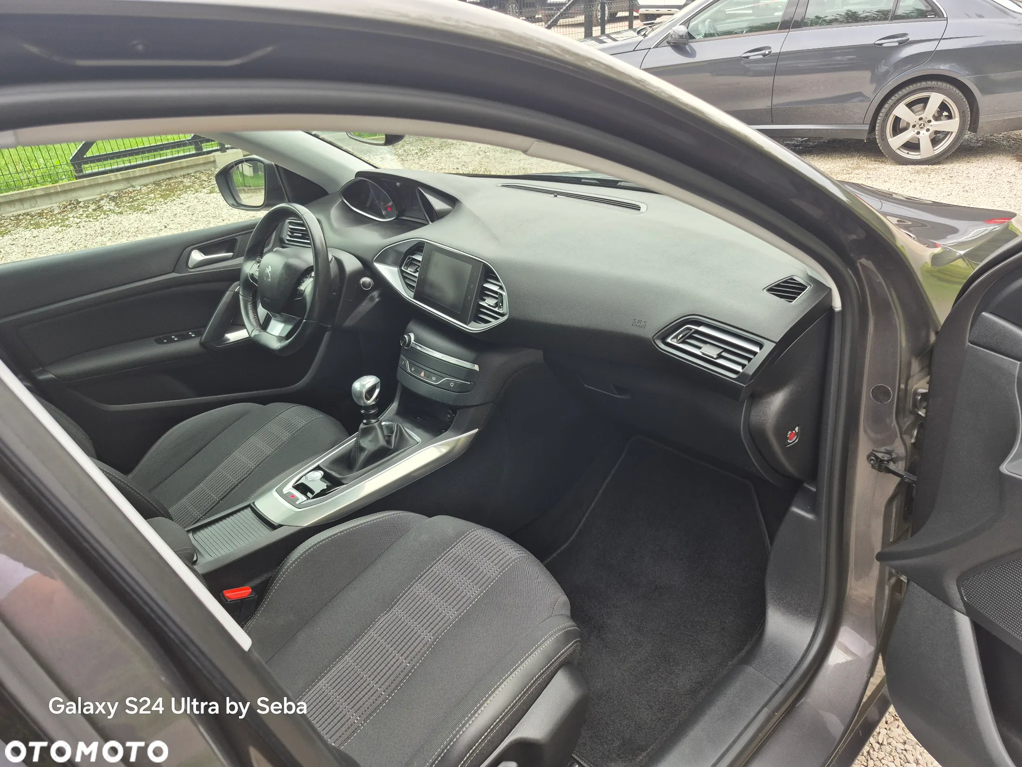 Peugeot 308 1.5 BlueHDi Allure Pack S&S - 30