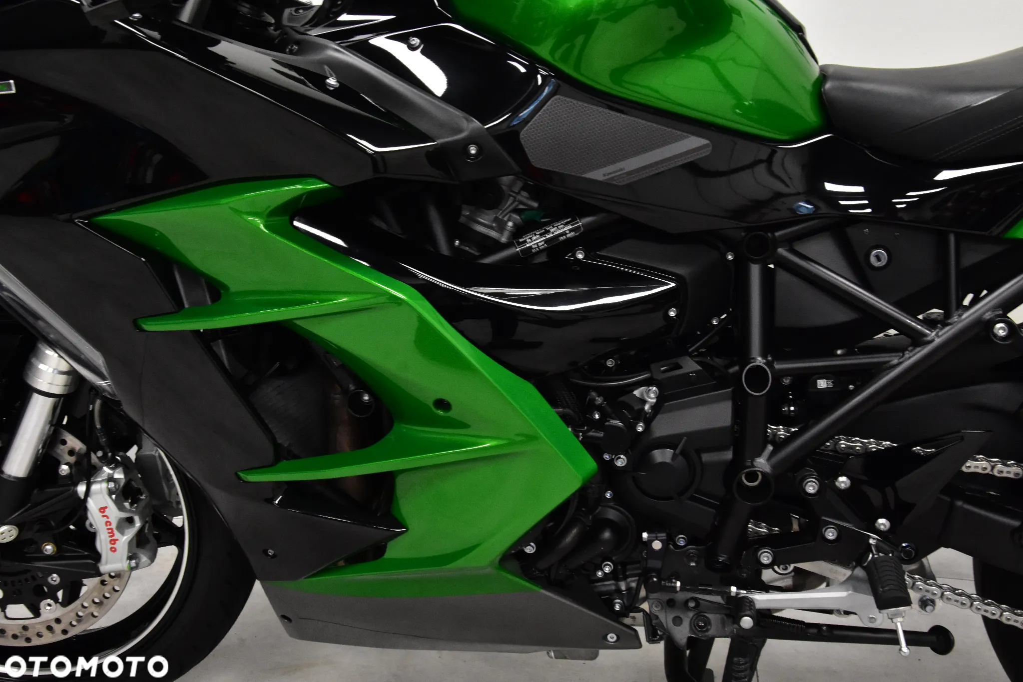 Kawasaki Ninja H2 SX - 37