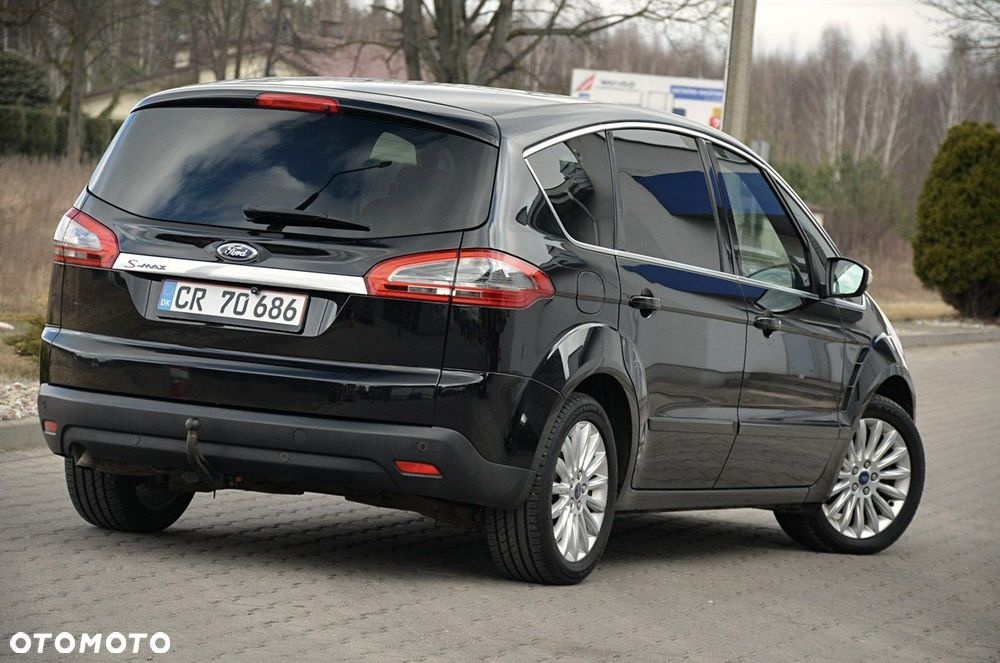 Ford S-Max - 12