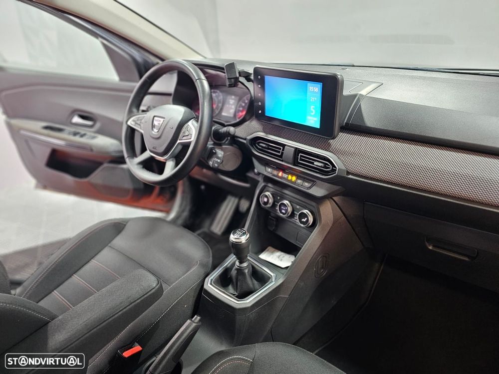 Dacia Jogger 1.0 TCe Extreme 7L - 22