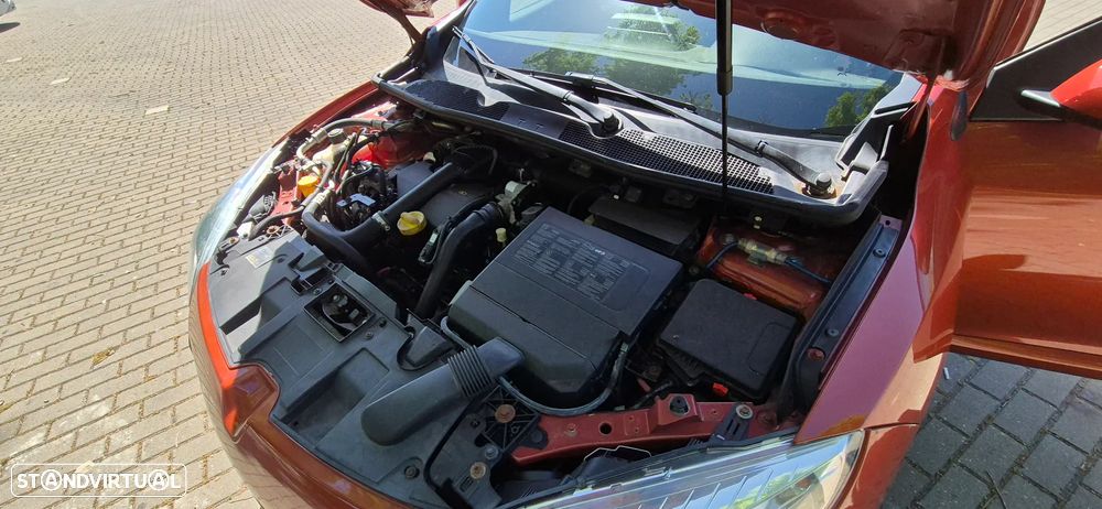 Renault Mégane Coupe dCi 110 FAP Dynamique - 9