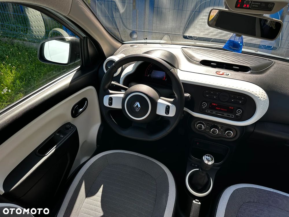 Renault Twingo SCe 75 Signature - 21