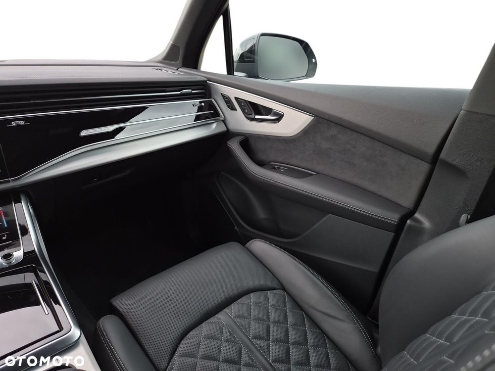 Audi SQ7 - 24