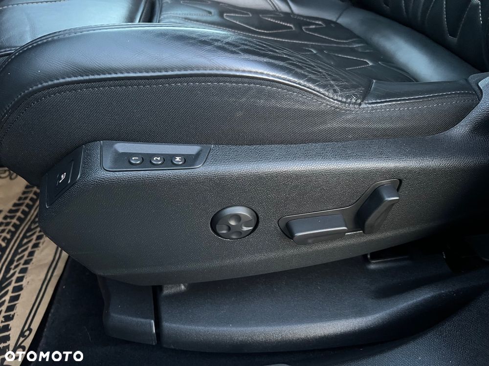 Peugeot 3008 BlueHDi 180 Stop & Start EAT6 GT - 17