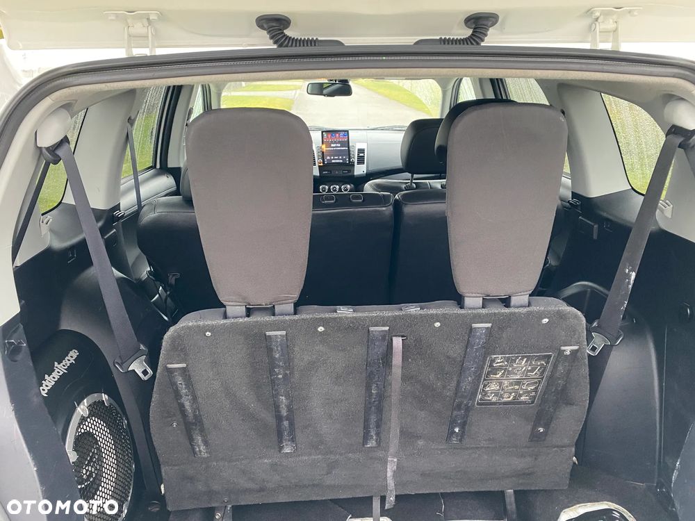 Mitsubishi Outlander 2.2 DI-D 4WD TC-SST XTRA - 12