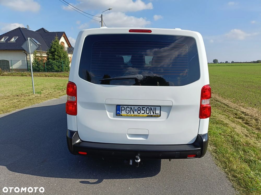 Peugeot Traveller L3 2.0 Business - 24