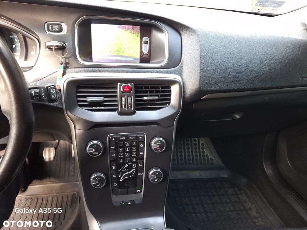 Volvo V40 - 14