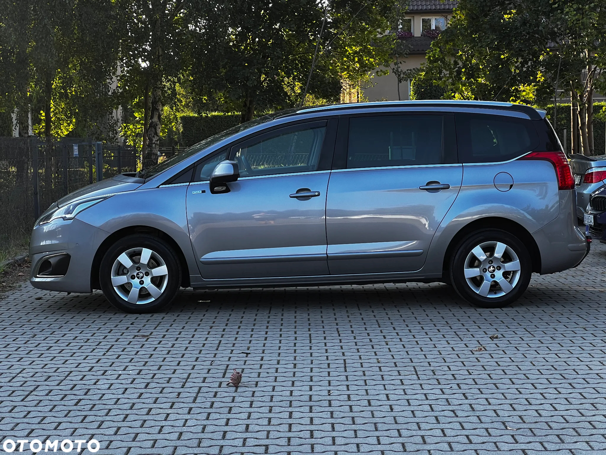 Peugeot 5008 - 4