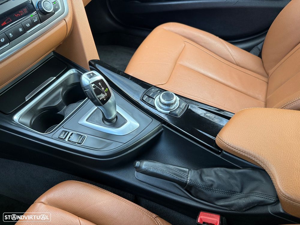 BMW 320 d Auto Pack M - 22