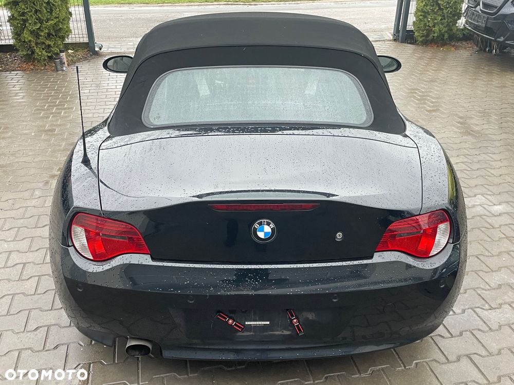 BMW Z4 2.0i - 3