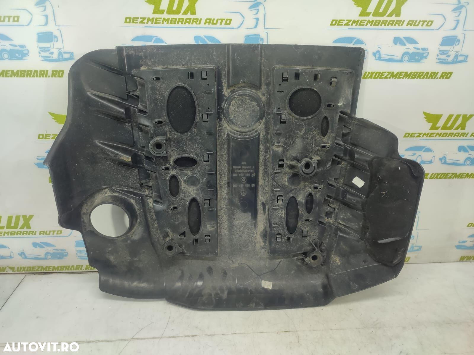 Capac motor 3.0 tdi 059103925bc Volkswagen VW Touareg generatia 2 7P - 2