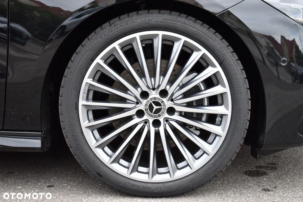 Mercedes-Benz CLA - 10