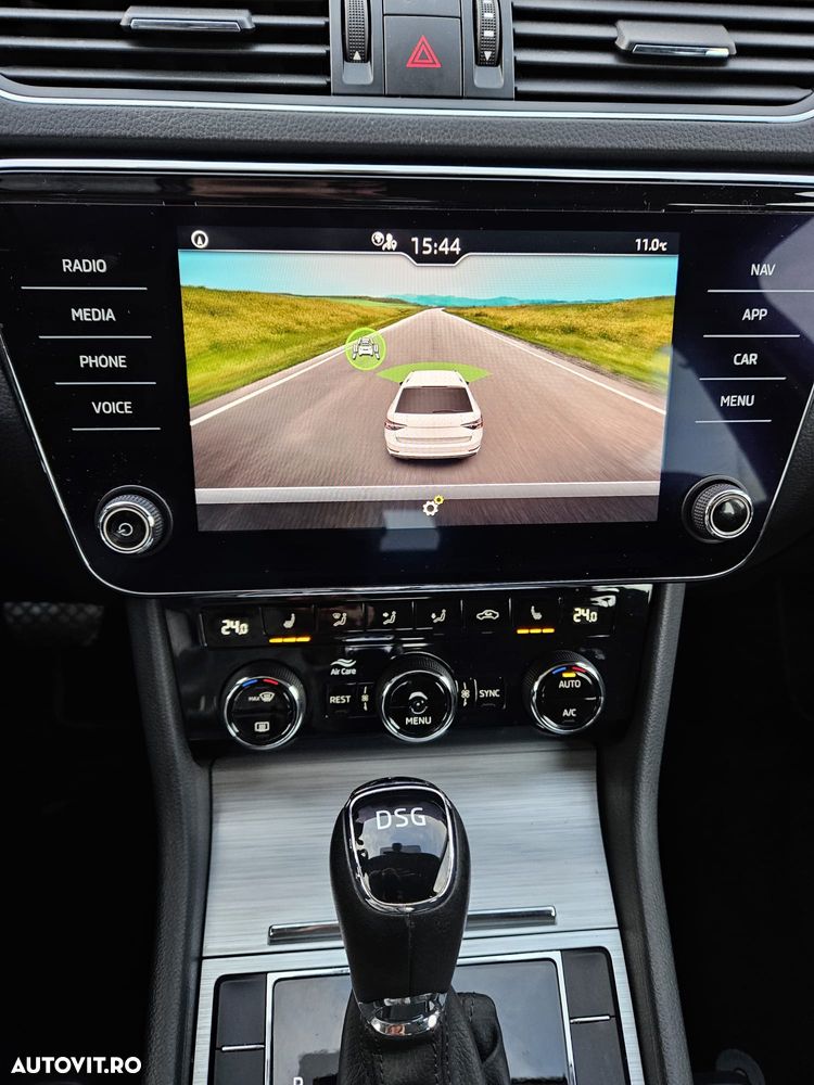 Skoda Superb 2.0 TDI DSG Premium Edition - 13