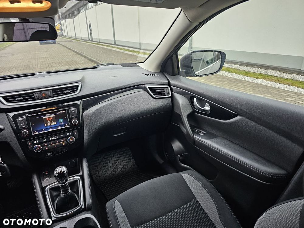 Nissan Qashqai 1.3 DIG-T Acenta - 21