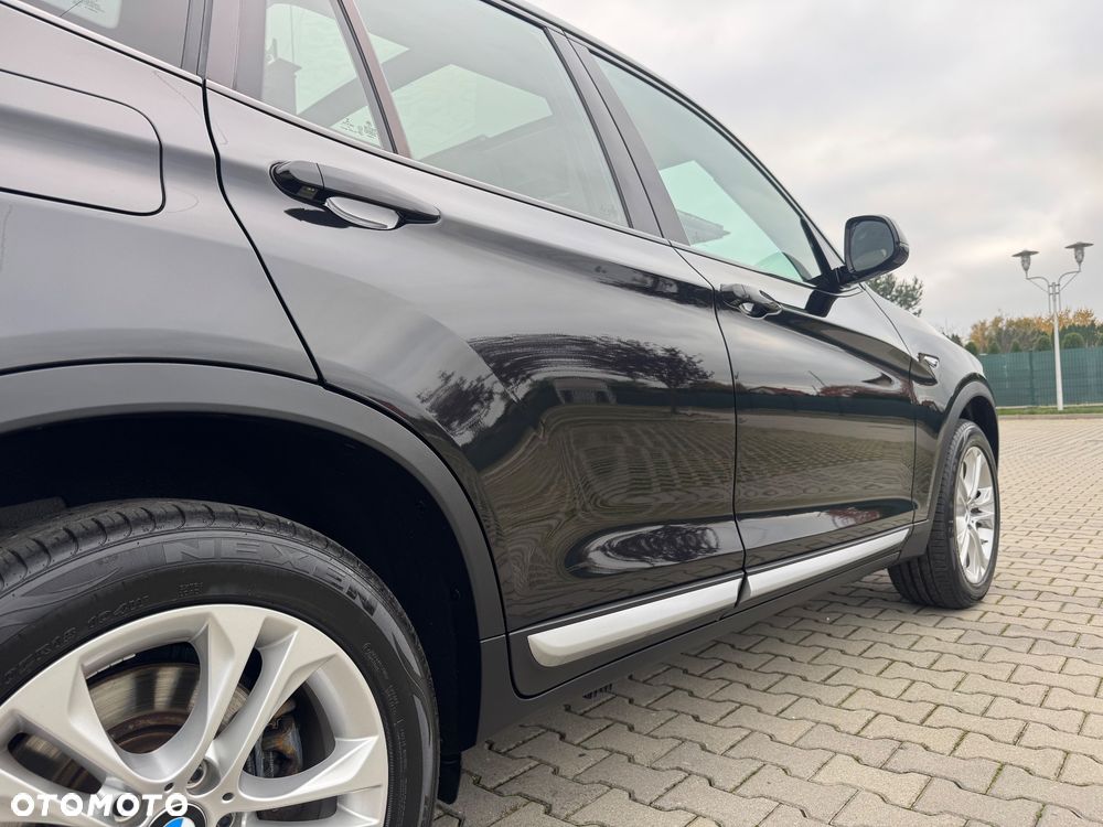 BMW X3 sDrive18d xLine - 19