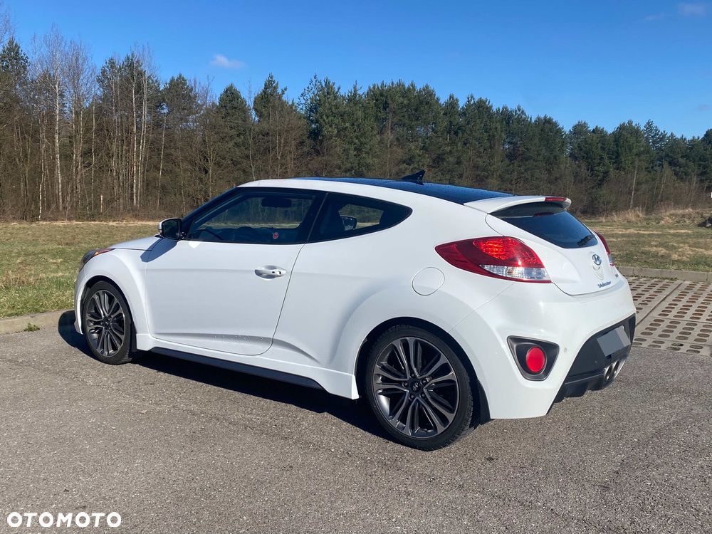 Hyundai Veloster - 9