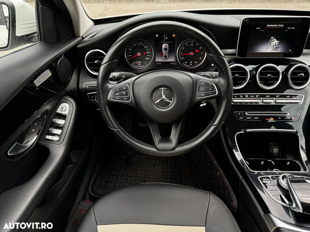 Mercedes-Benz C - 16