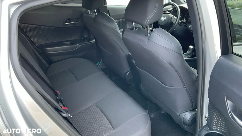 Toyota C-HR 2.0 HSD 184 CP 4x2 CVT C-ult Style bi-tone - 7