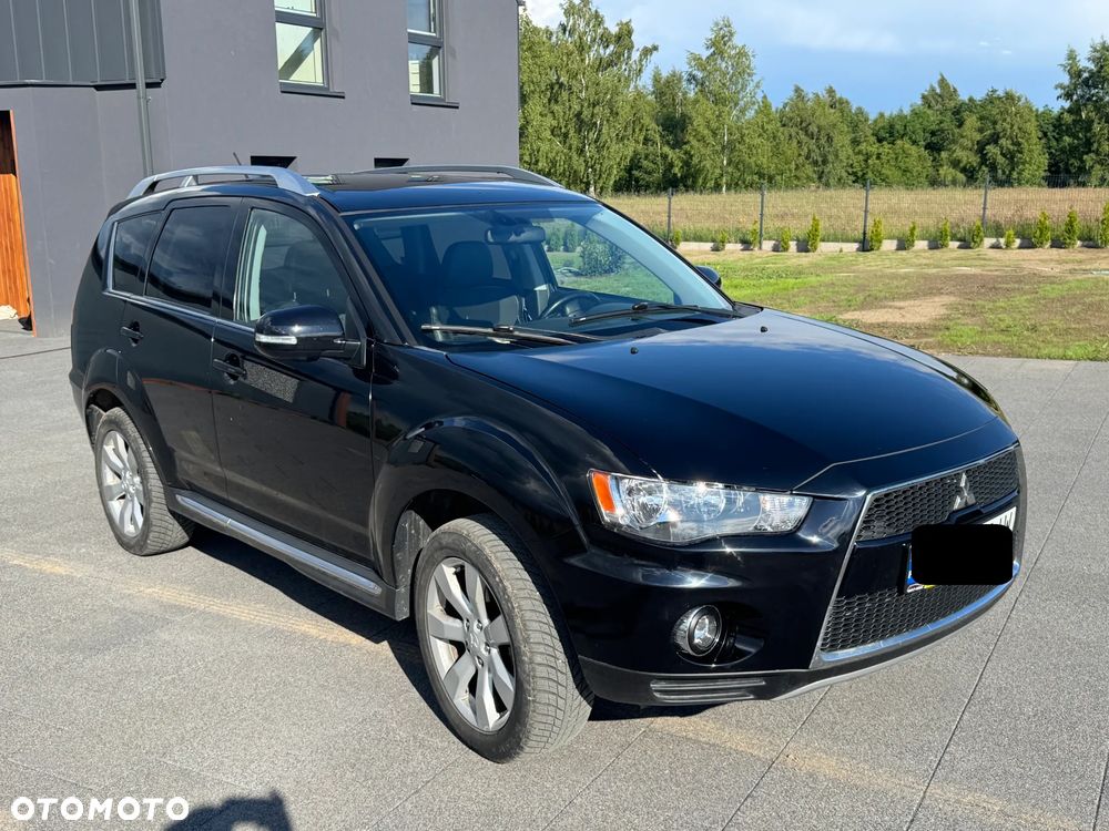Mitsubishi Outlander - 10