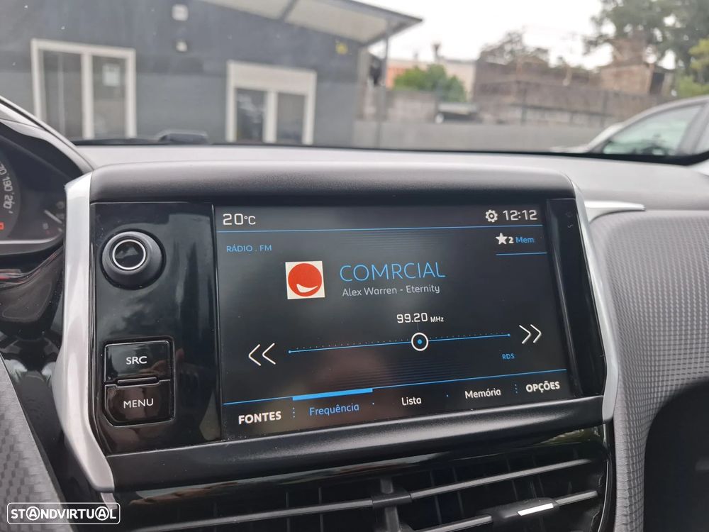 Peugeot 208 PureTech 82 Start & Stop Style - 32