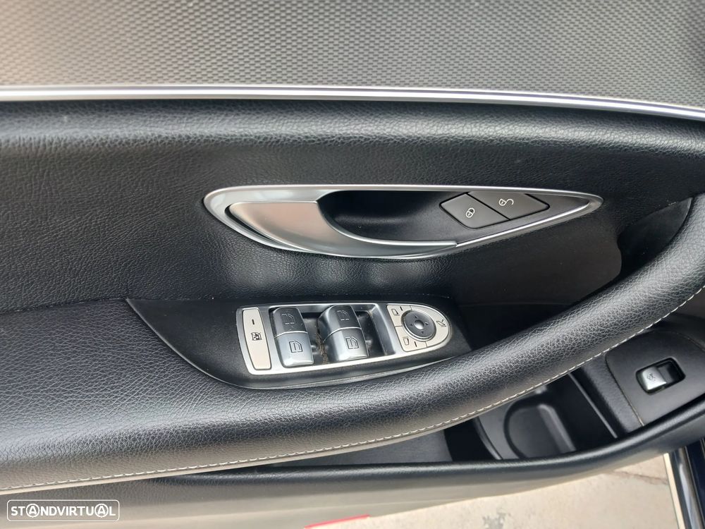 Mercedes-Benz E 220 - 13