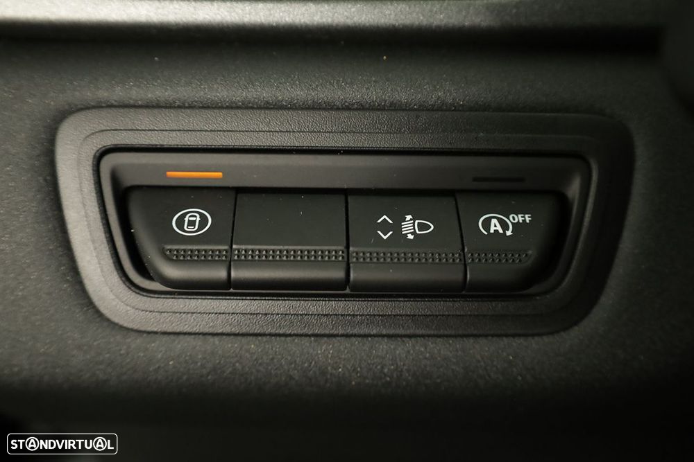 Renault Captur 1.0 TCe Techno Bi-Fuel - 19