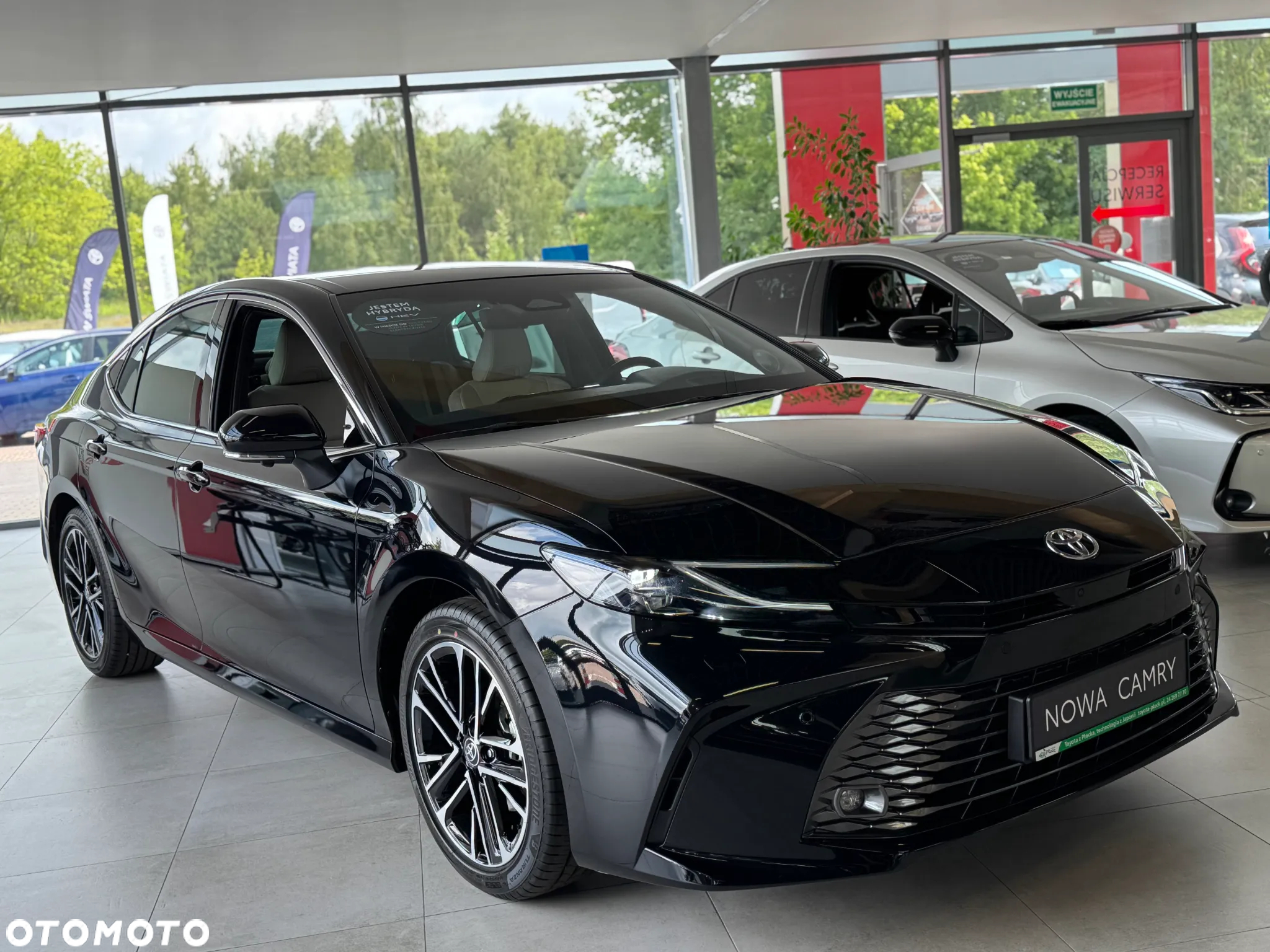 Toyota Camry 2.5 Hybrid Dynamic Force Executive e-CVT - 12