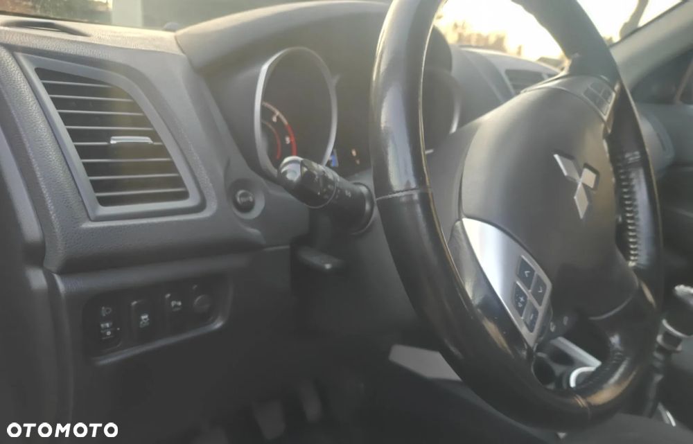 Mitsubishi ASX 1.8 DID Invite 4WD AS&G - 10