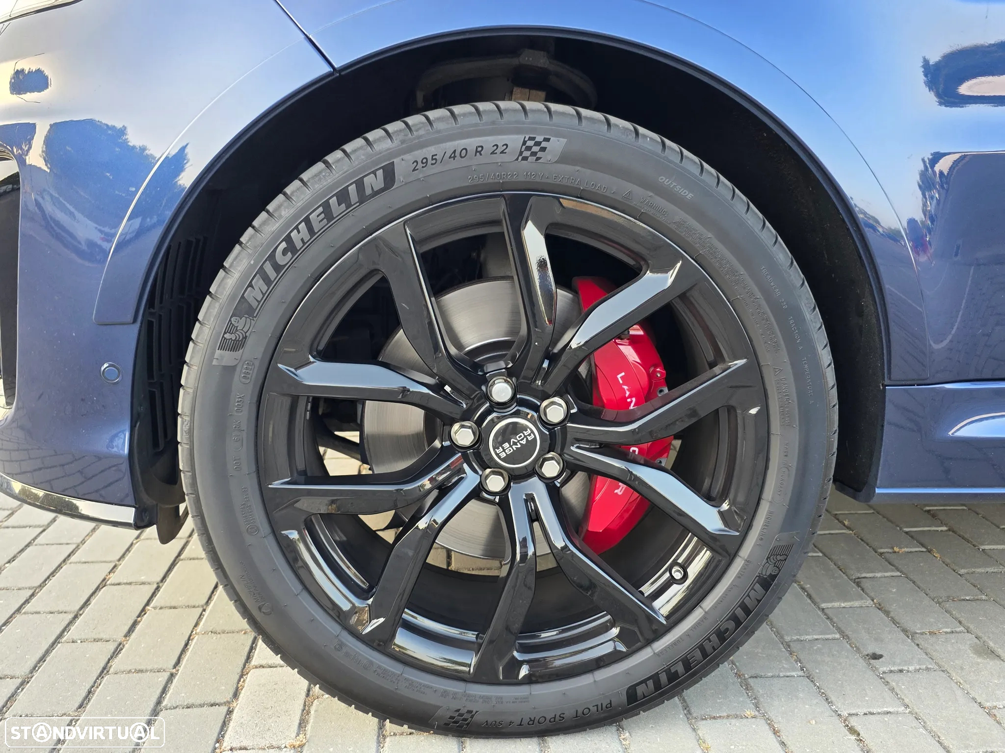 Land Rover Range Rover Sport 5.0 V8 S/C SVR Carbon Edition - 9