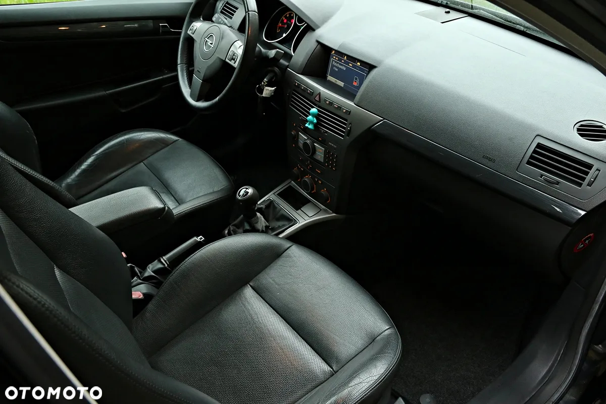 Opel Astra 2.0 Turbo Sport - 9