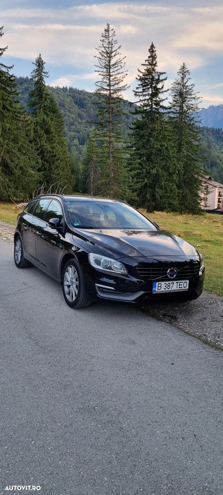 Volvo V60 D4 Geartronic Momentum - 1