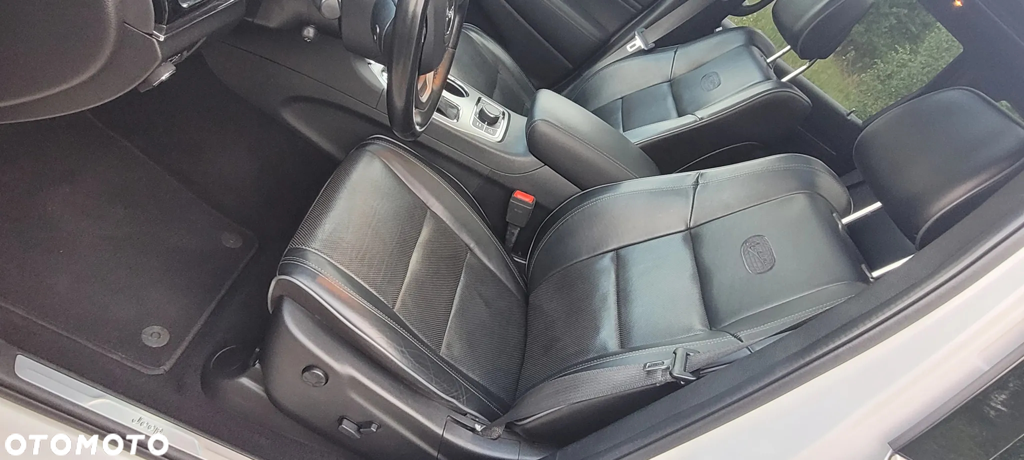 Jeep Grand Cherokee 3.6 V6 Overland - 29