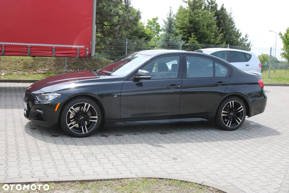BMW Seria 3 335xi - 17