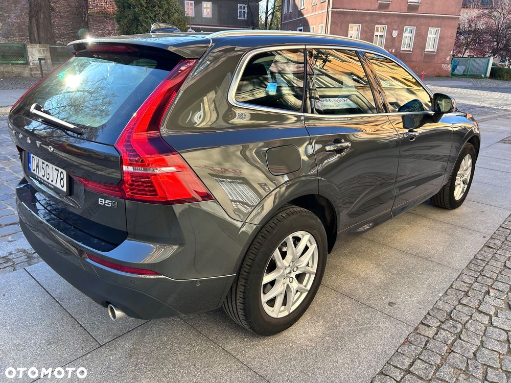 Volvo XC 60 B5 D AWD Momentum Pro - 3